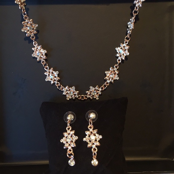 SET Flower cluster Rose gold and crystal - Picture 1 of 6